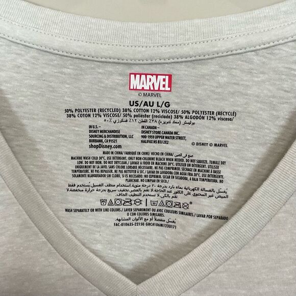 Disney Marvel Groot Holiday Tee Season's Grootings Guardians of the Galaxy Sz Lg - Picture 3 of 5